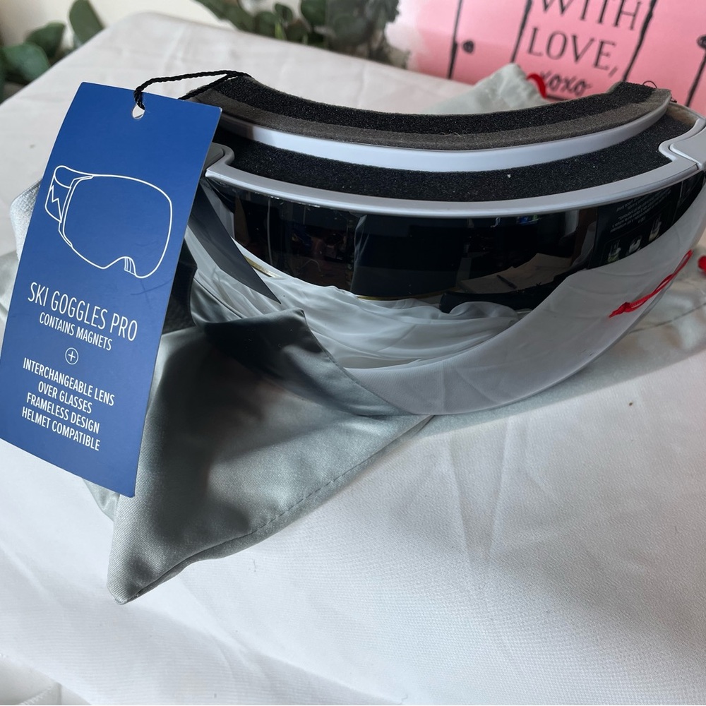 Outdoor Master Snowski Goggles.